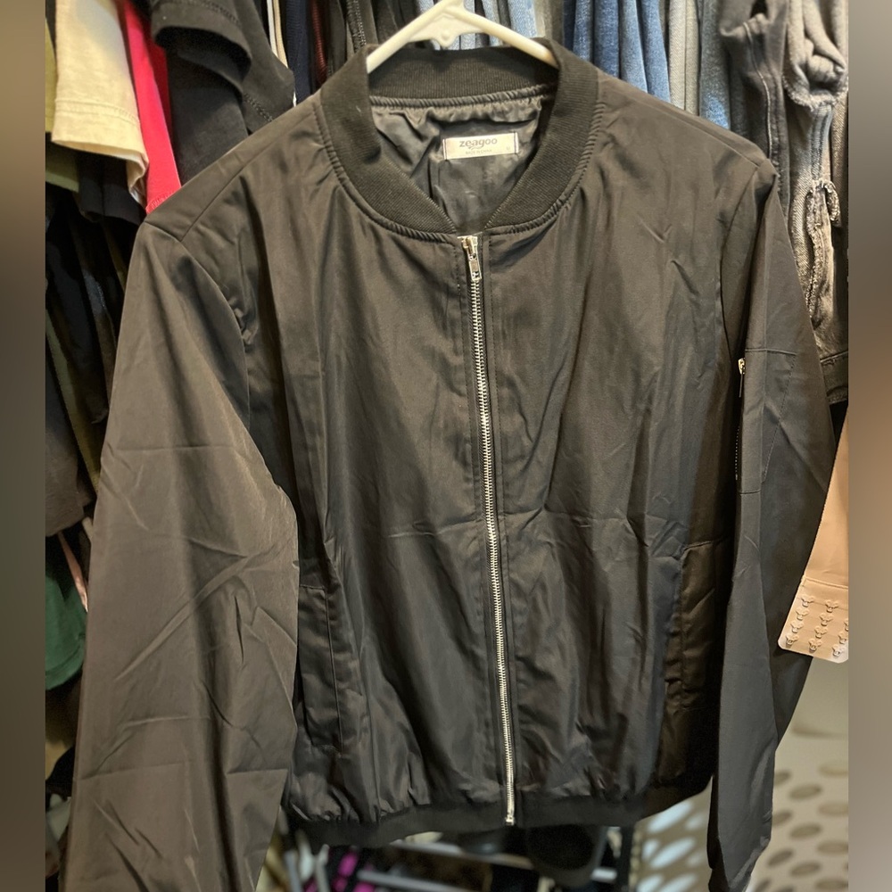 Stylish Black Bomber Jacket